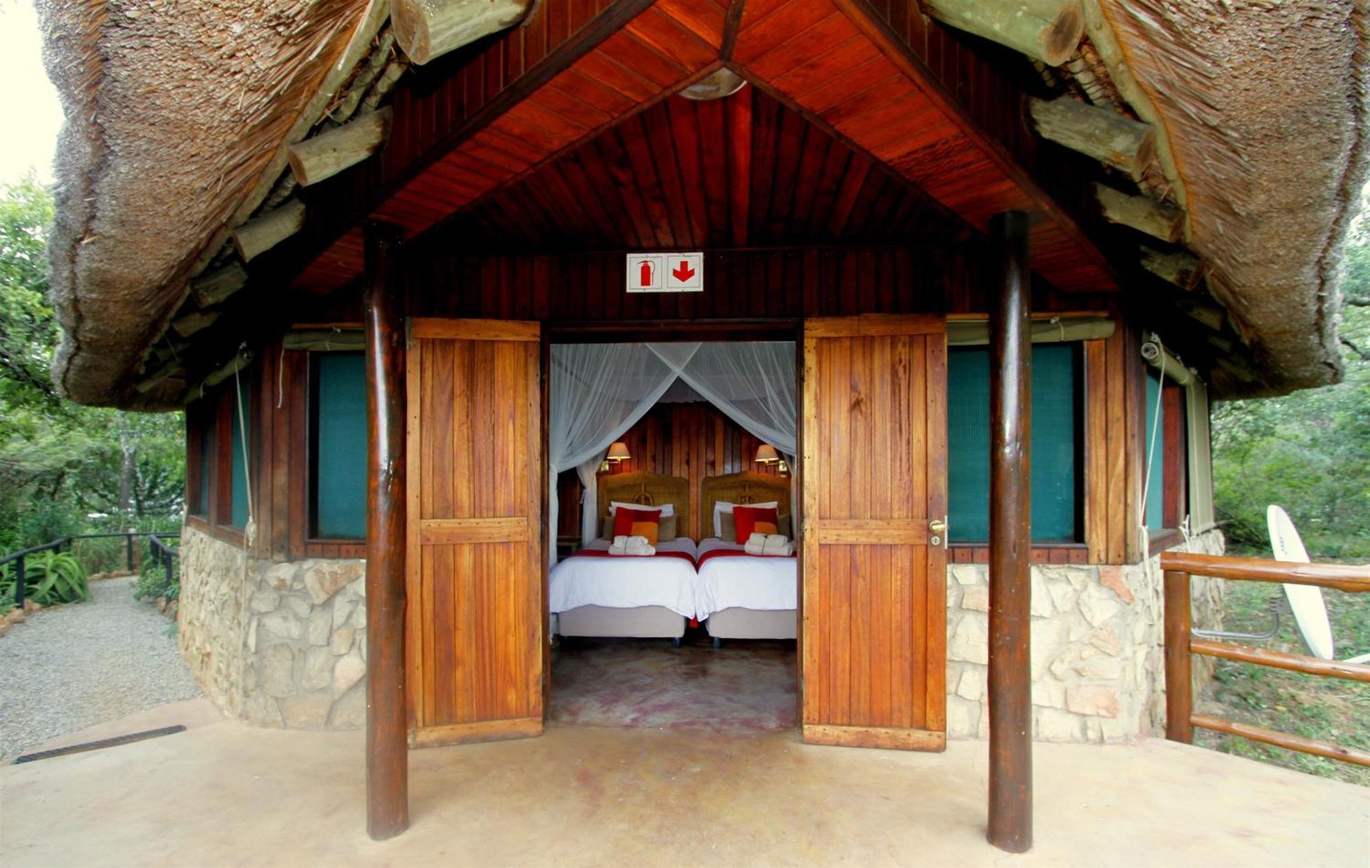 Shayamoya Tiger Fishing And Game Lodge 퐁골라 외부 사진